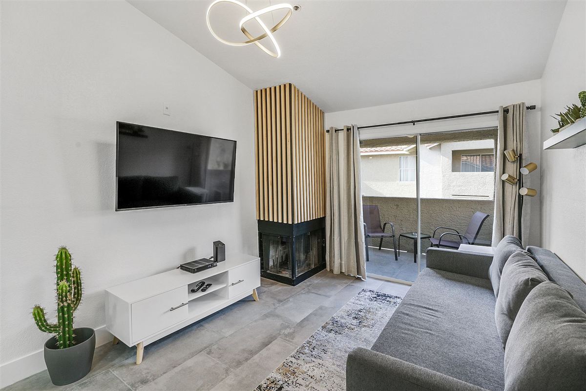 Remodeled condo at Flamingo Palms Villas, Las Vegas
